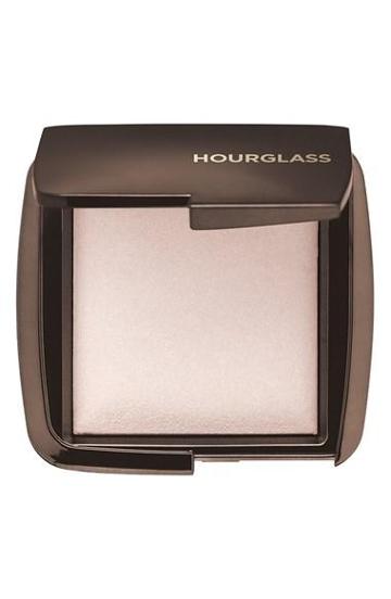 hourglass-cosmetics-ambient-lighting-powder-ethereal-light