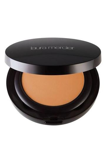 laura-mercier-smooth-finish-foundation-powder-18