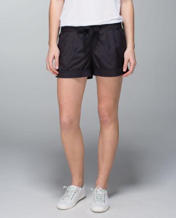 lululemon-spring-break-away-short-2-way-stretch